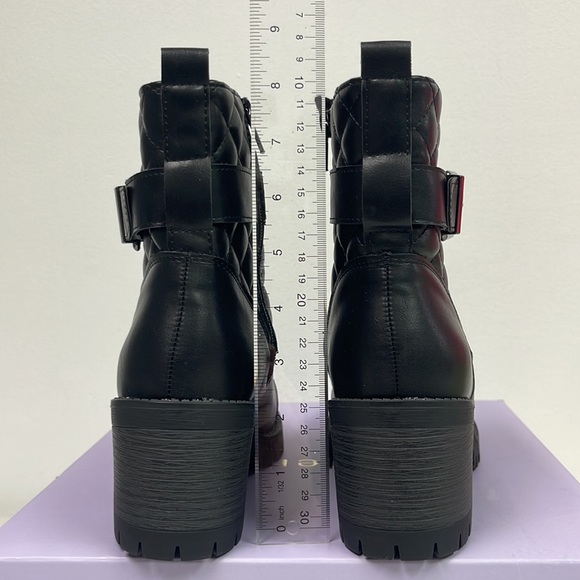 Brand new with box Women’s Madden Girl Black Harlow Combat Boots. Size is 9.5. - Picture 9 of 16